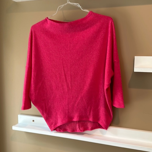 Pop of pink! Brushed, rib, high low knit top - Picture 1 of 4